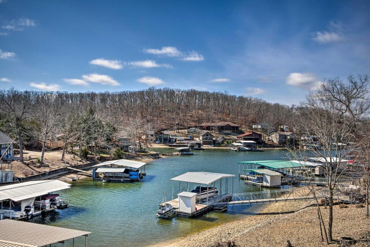 Lakefront Rocky Mount Home With Dock And Fire Pit Kültér fotó