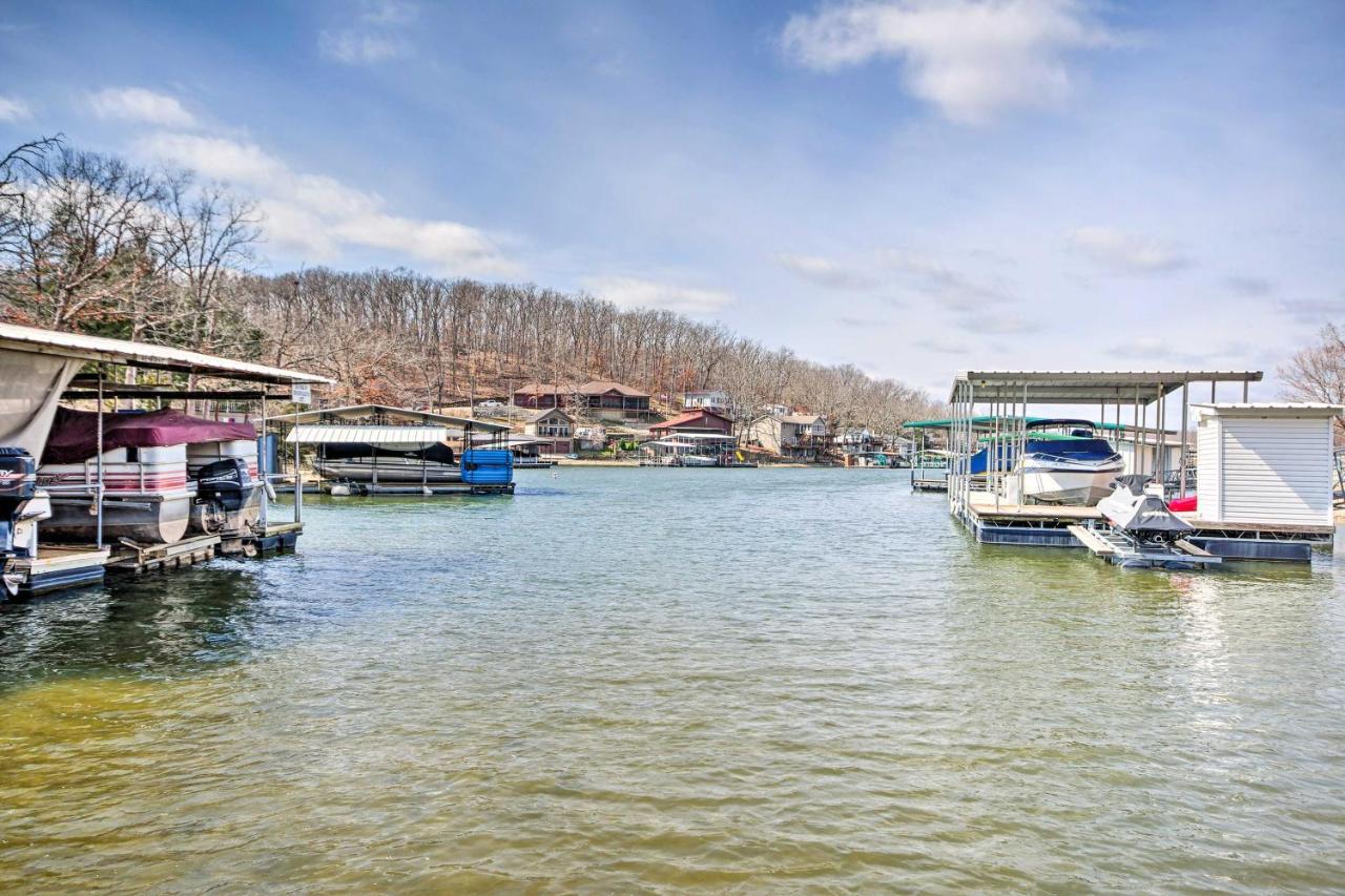 Lakefront Rocky Mount Home With Dock And Fire Pit Kültér fotó